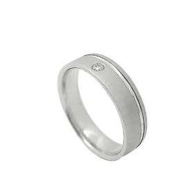 Foto de 10-351-560-17 - ALIANZA BRILLANTE 0.04KTES. 5.5MM CONFORT O.B. 18K